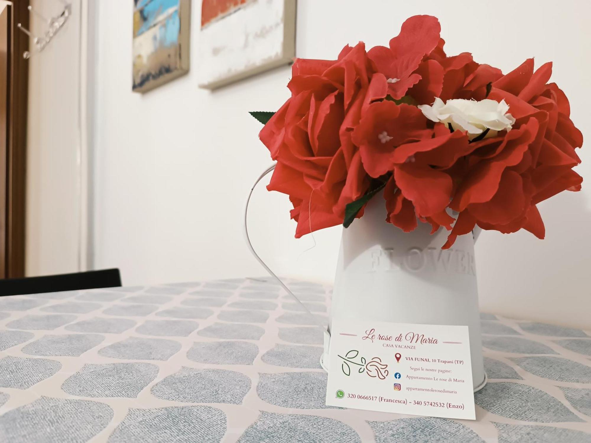 Le Rose Di Maria Apartamento Trapani Exterior foto